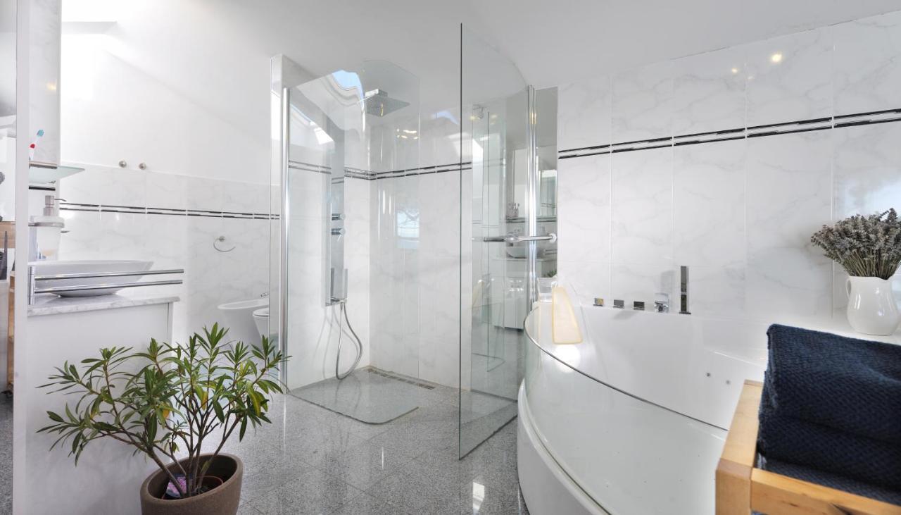 Villa Cablex เซร์เวนีเวอร์ ภายนอก รูปภาพ